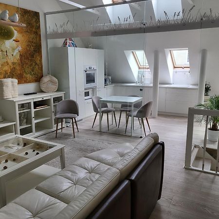 Gallery Balta Apartments Kaunas Exterior foto